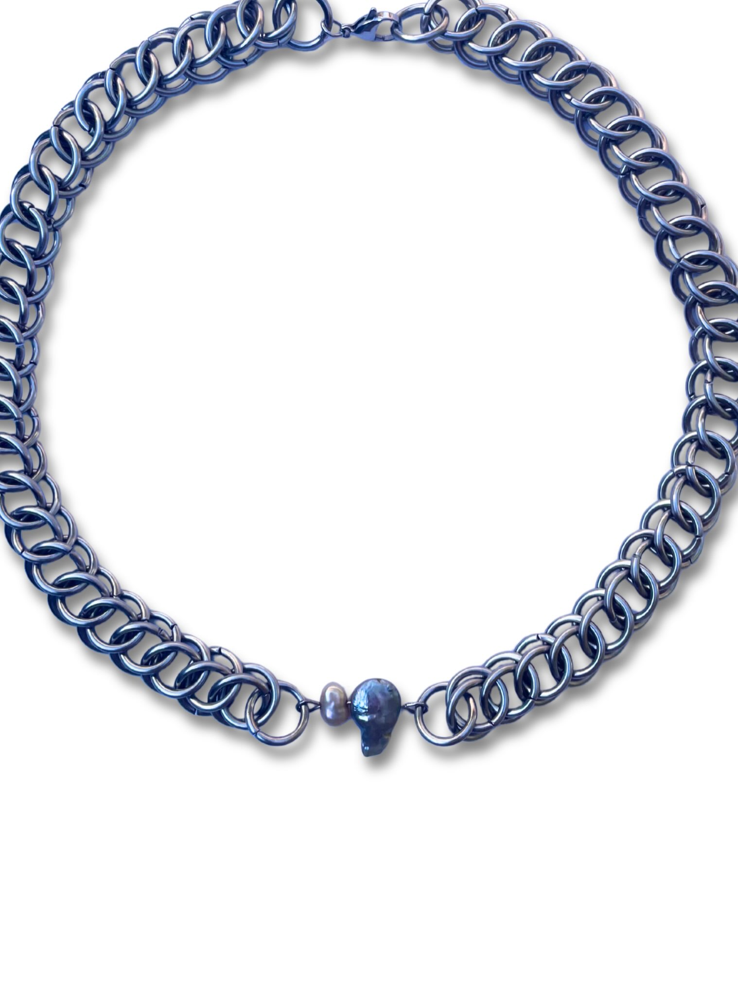 Sisters Necklace detail 1
